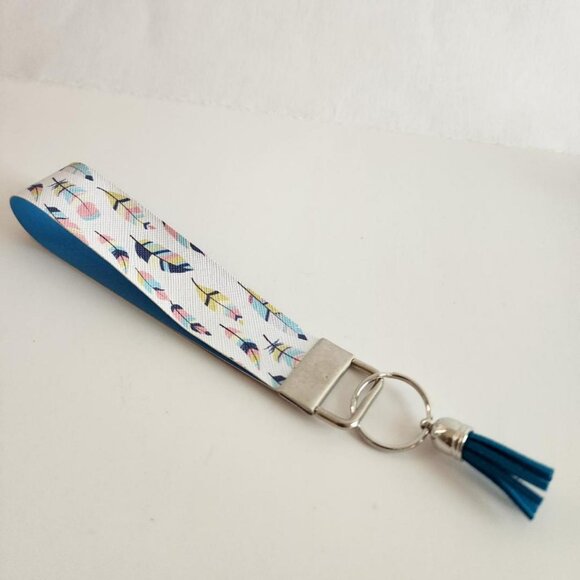 Feathers Faux Leather Wristlet Keychain - Picture 1 of 6